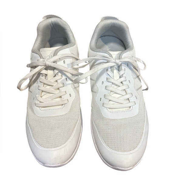 Vionic Ladies Walk Max Sneaker, Like New Condition, Size 9, No Box - Picture 7 of 7